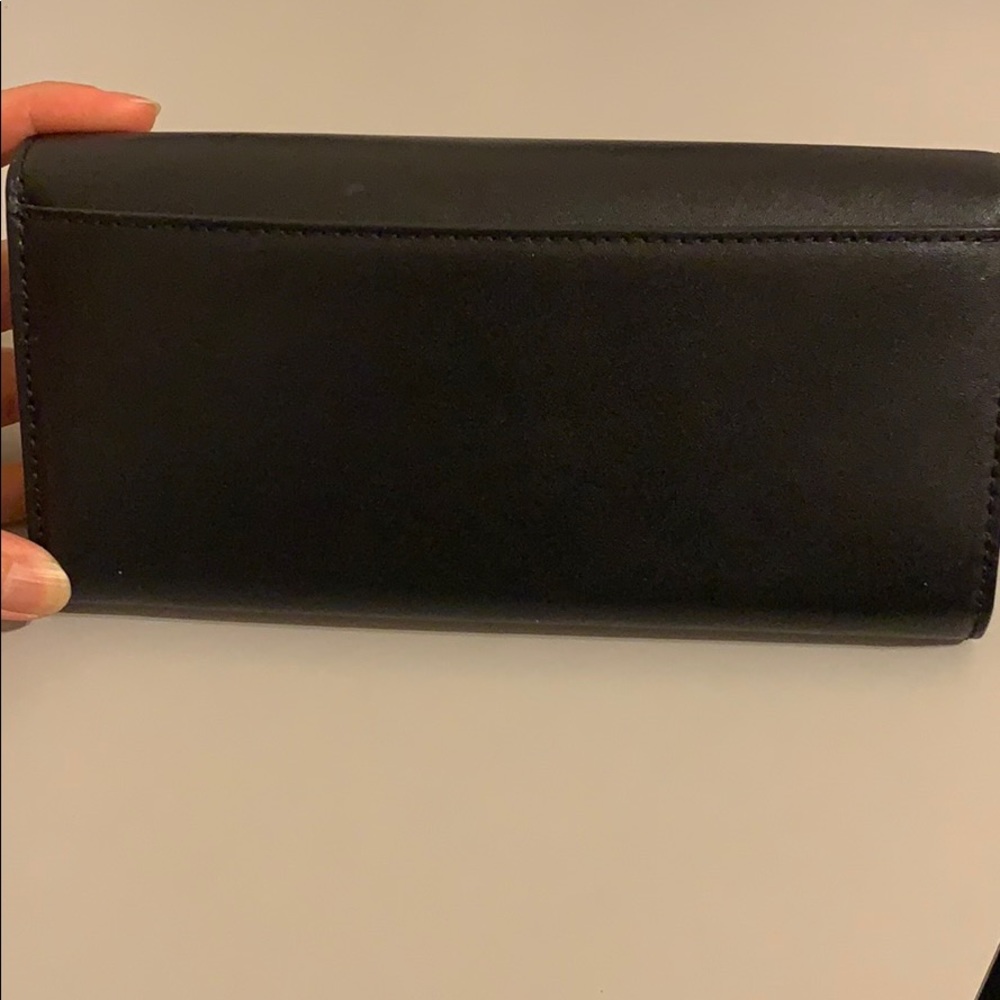 Michael Kors Continental Wallet - Picture 4 of 4